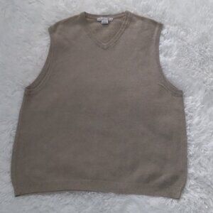 Geoffrey Beene Vest